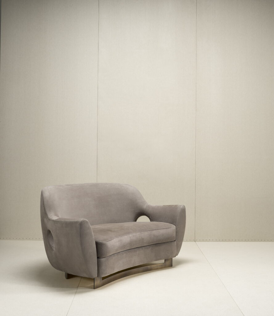 GUMI ARMCHAIR